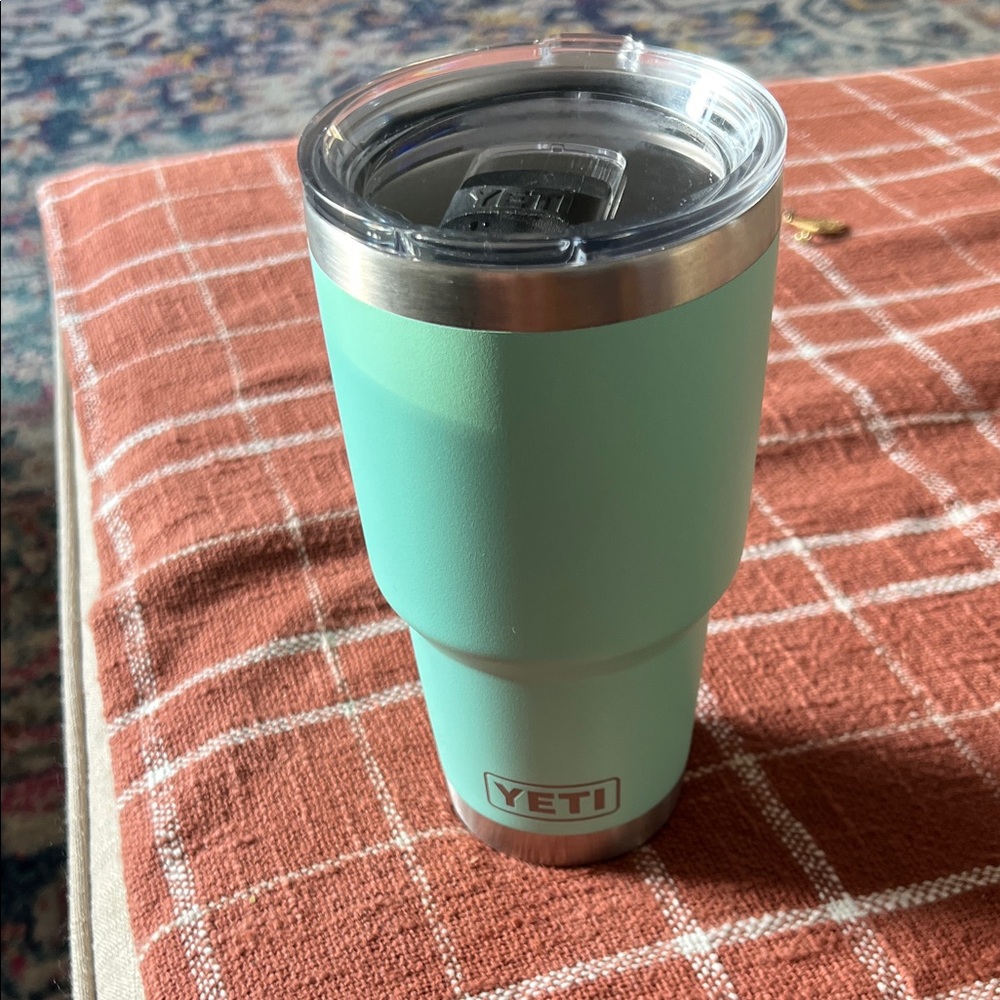 YETI Tumbler - seafoam Green with mag slider lid
